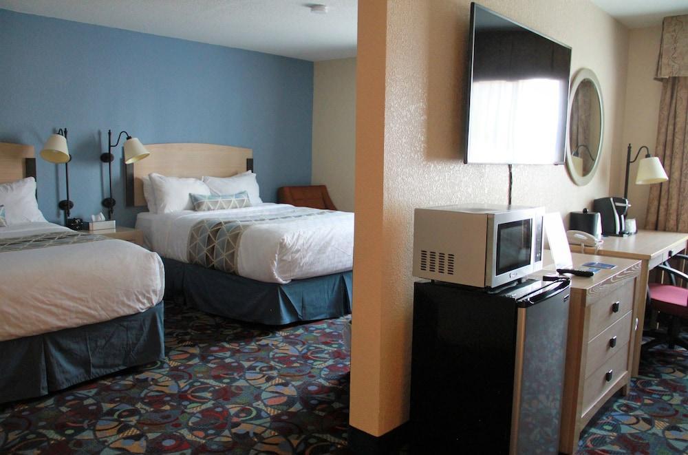 Hotel Baymont By Wyndham Stevens Point Esterno foto
