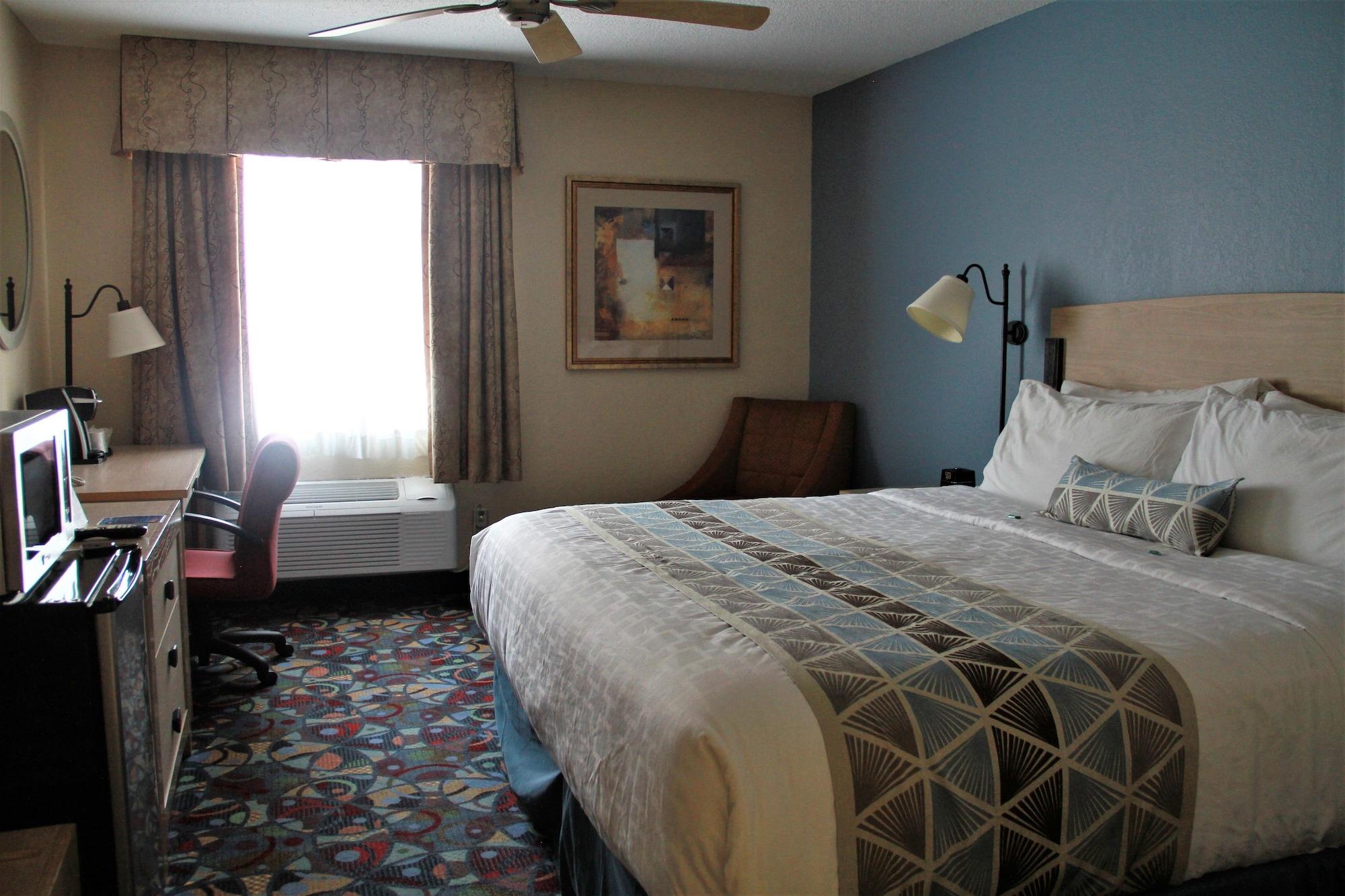 Hotel Baymont By Wyndham Stevens Point Esterno foto