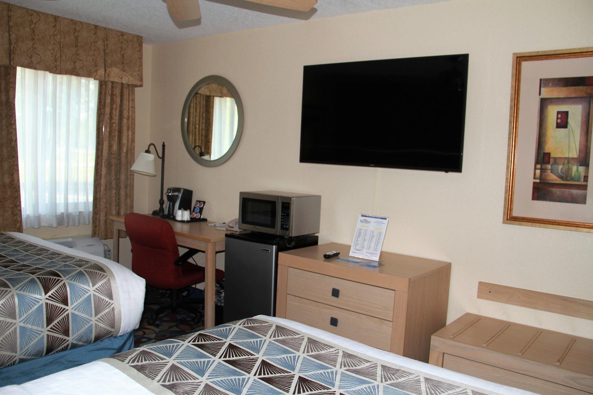 Hotel Baymont By Wyndham Stevens Point Esterno foto