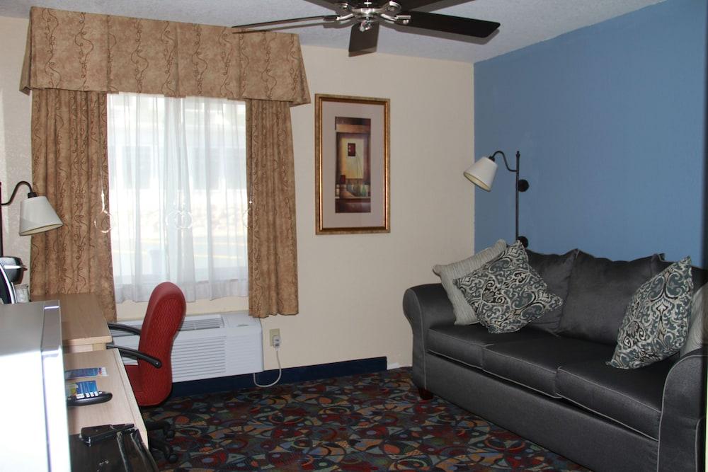 Hotel Baymont By Wyndham Stevens Point Esterno foto