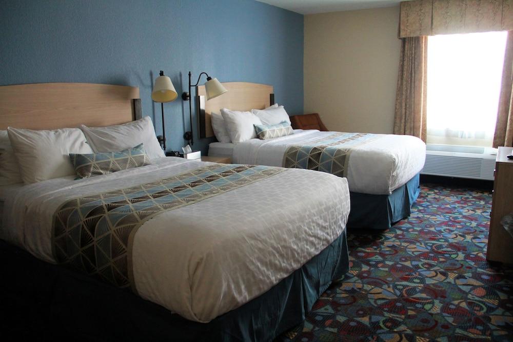 Hotel Baymont By Wyndham Stevens Point Esterno foto